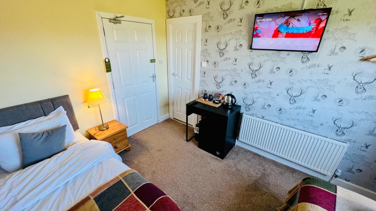 Aultguish Inn Garve Eksteriør bilde